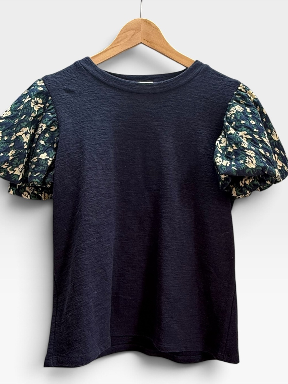 THML Navy Top Floral Puff Sleeves Short Sleeve S